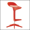 Colher de Kartell que janta cadeiras
