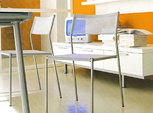 Lavatórios, cadeiras modernas da sala de jantar, jantando cadeiras