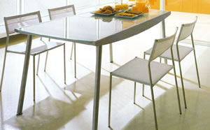 Lavatórios, cadeiras modernas da sala de jantar, jantando cadeiras